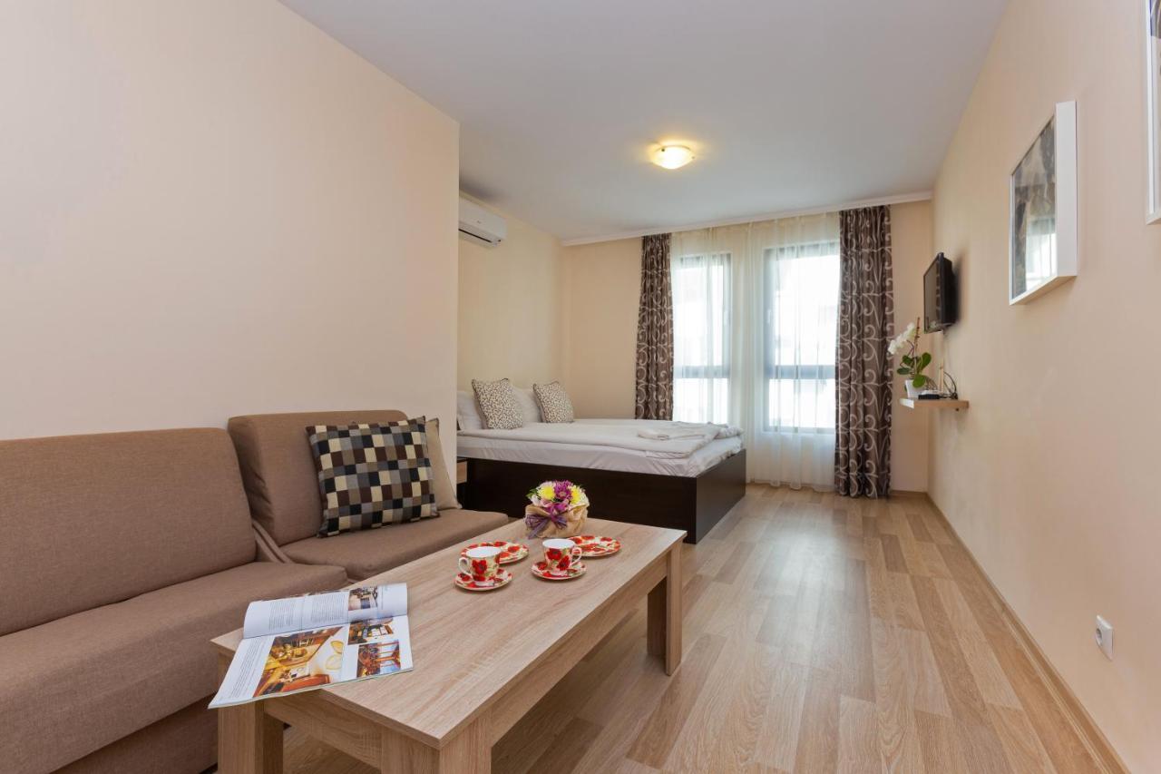 Apartments Flora Burgas Exterior foto