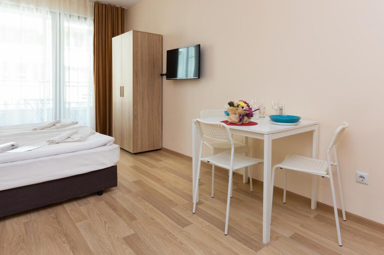 Apartments Flora Burgas Exterior foto